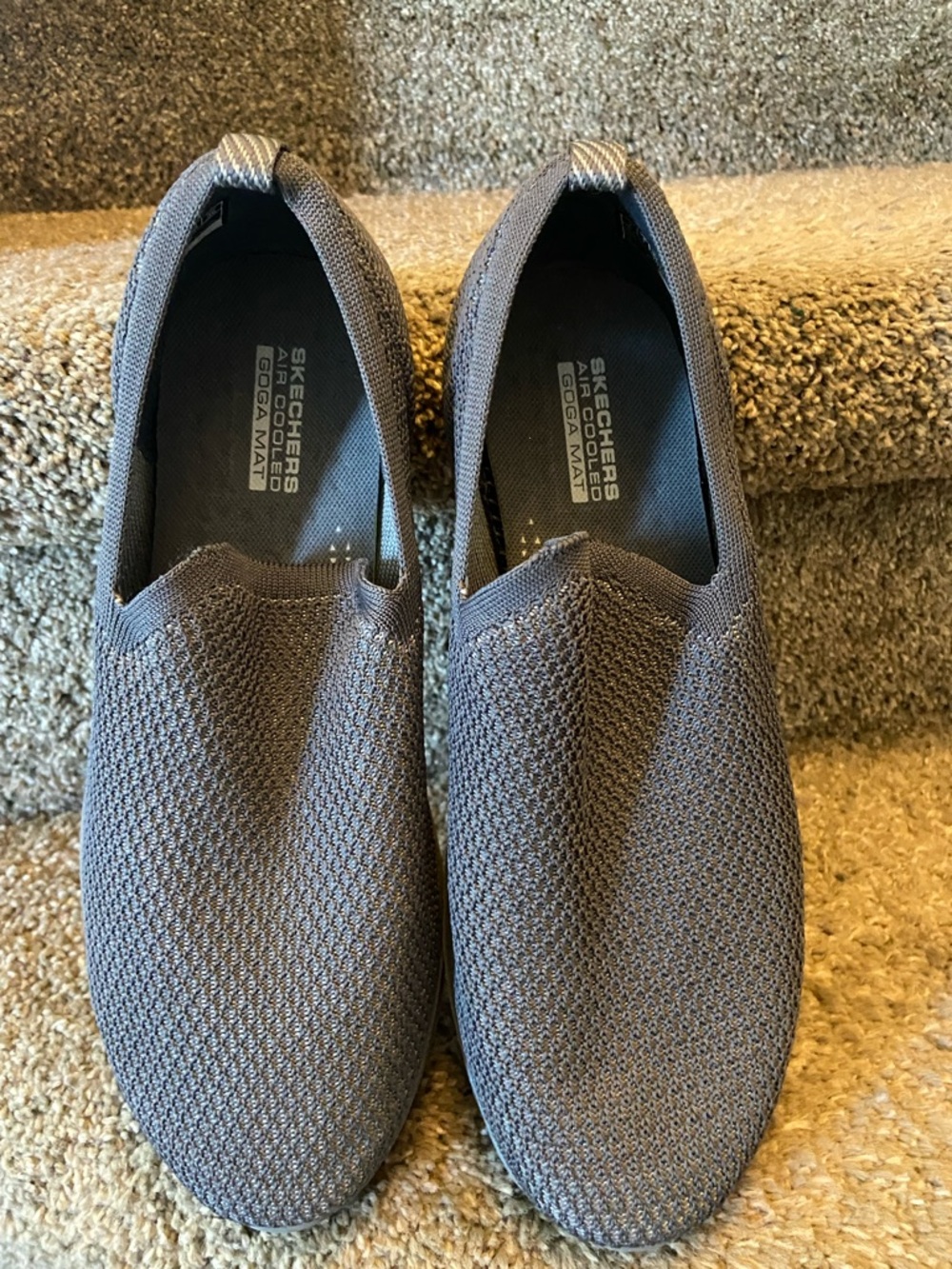 Skechers women’s Slip-On Walking shoes size 7 Air cool - Charcoal Gray EUC